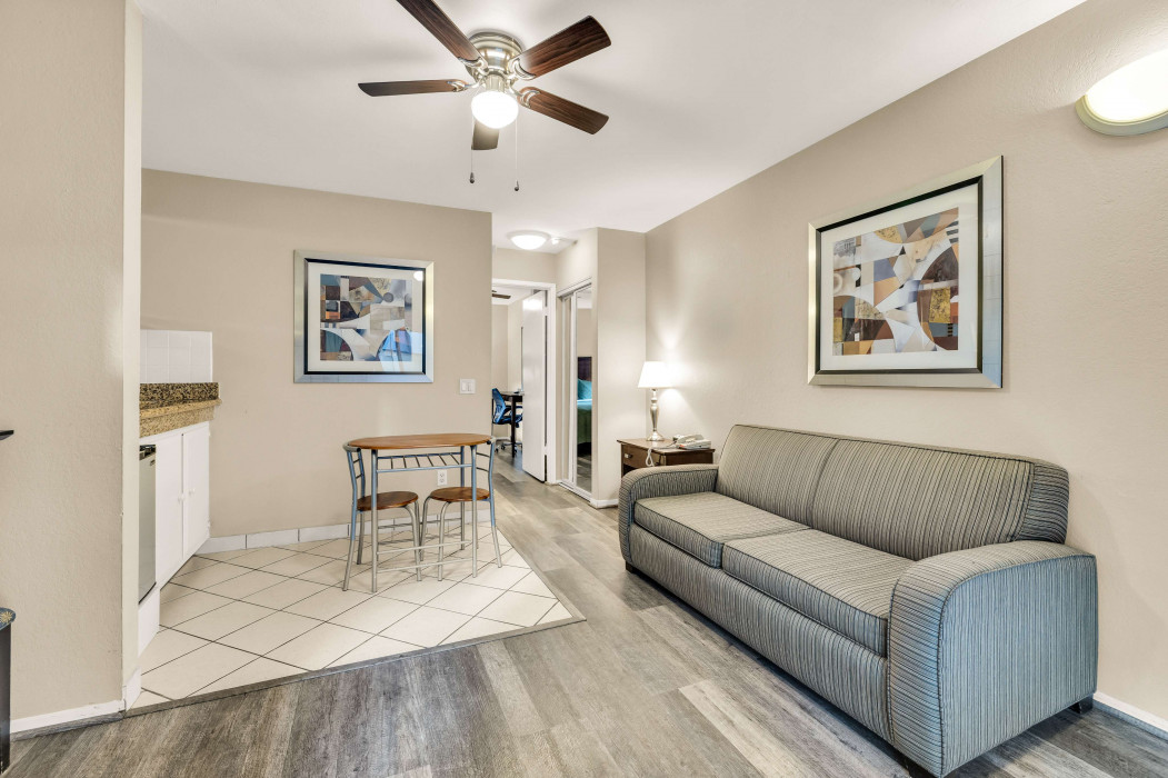 2 Queen Beds, Suite