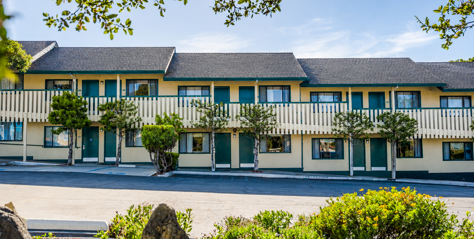 Scottish Fairway Inn