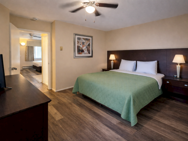 Scottish Fairway Inn