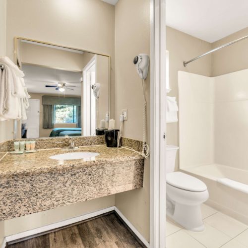 Scottish Fairway Inn