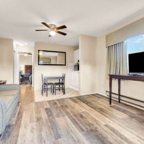 Scottish Fairway Inn