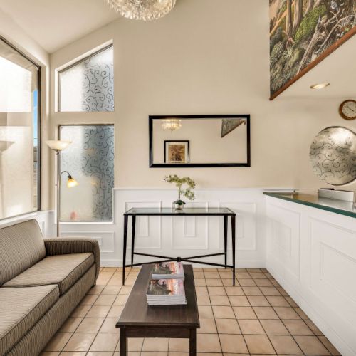 Scottish Fairway Inn